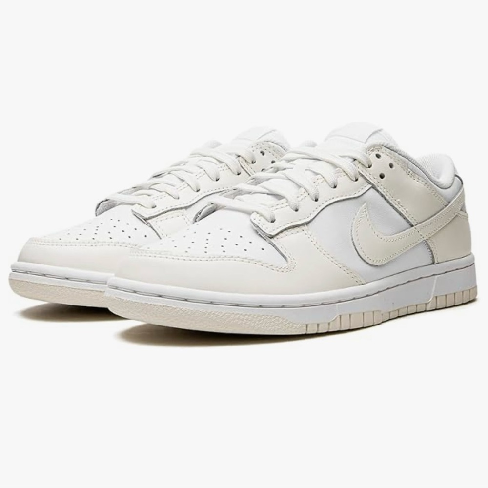 Low Nike Dunks- women’s size 6
